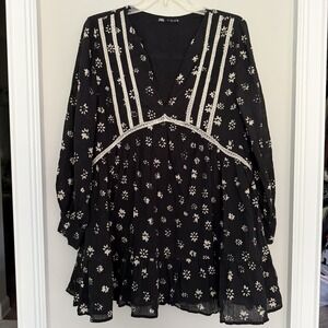 Zara Boho Top Black With Crochet Accents Sz M Ruffled Hem Tunic Cottagecore
